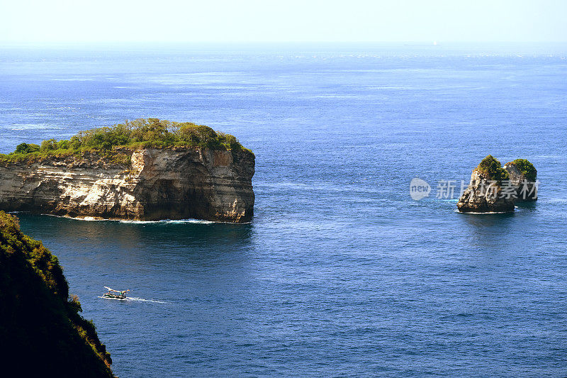 钻石海滩的海景，Nusa Penida，印度尼西亚巴厘岛